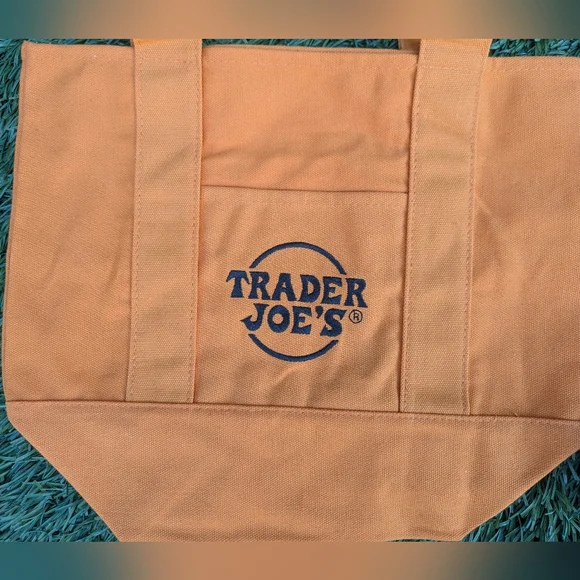 NEW Trader Joe's Reusable Halloween Mini Tote Bags Set: Limited Edition - Picture 4 of 6